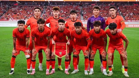 天津津门虎0-3上海海港：中超第15轮激战落幕，精彩瞬间盘点